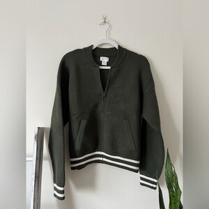 Tweeds Olive Green Ribbed Sweater